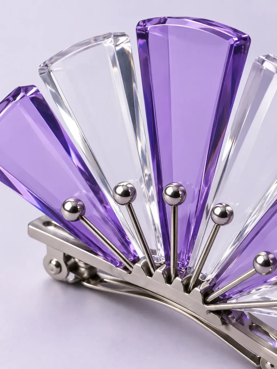 Keystone Hair Clip – detail
