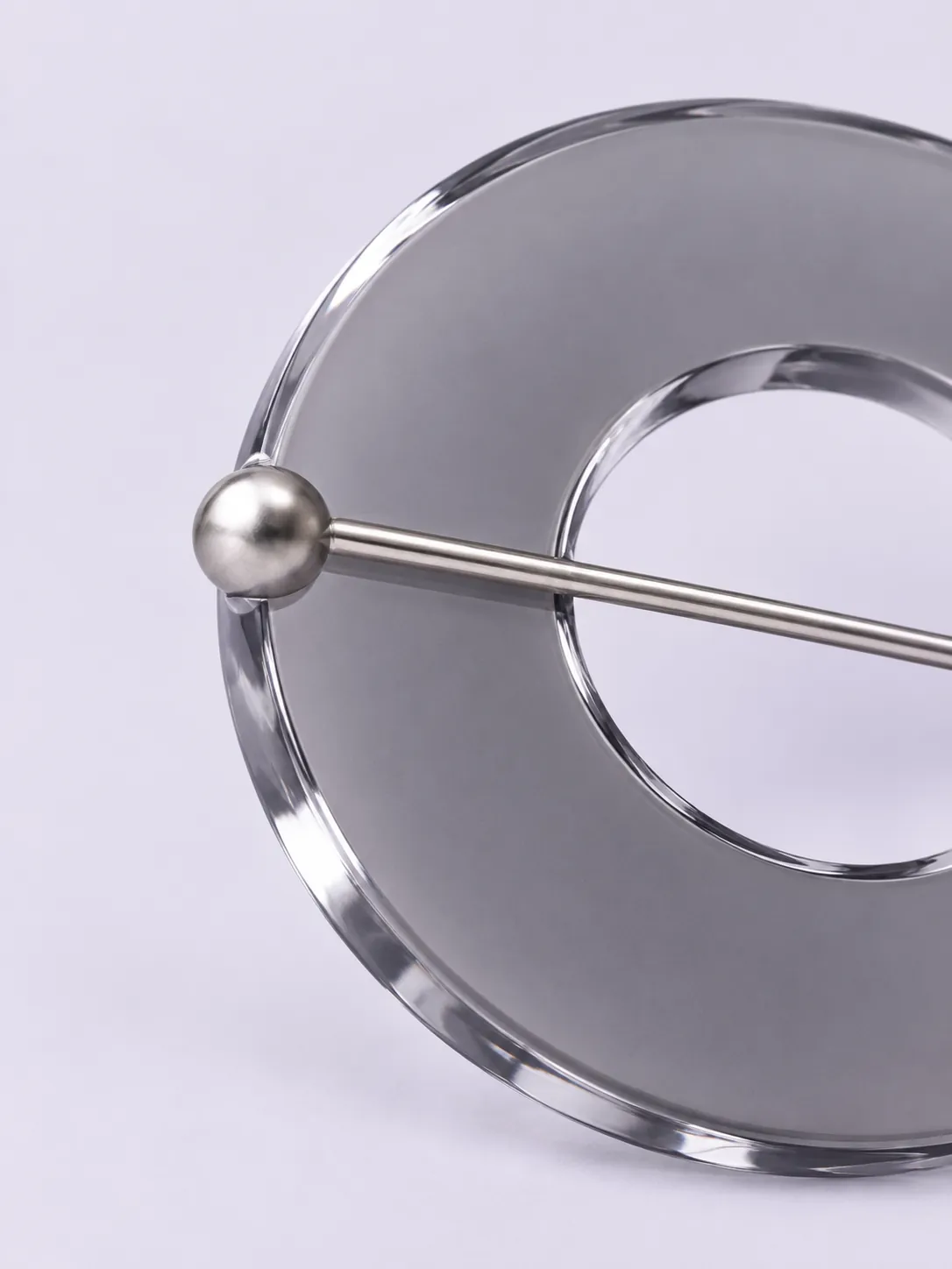 Oculus Brooch – detail