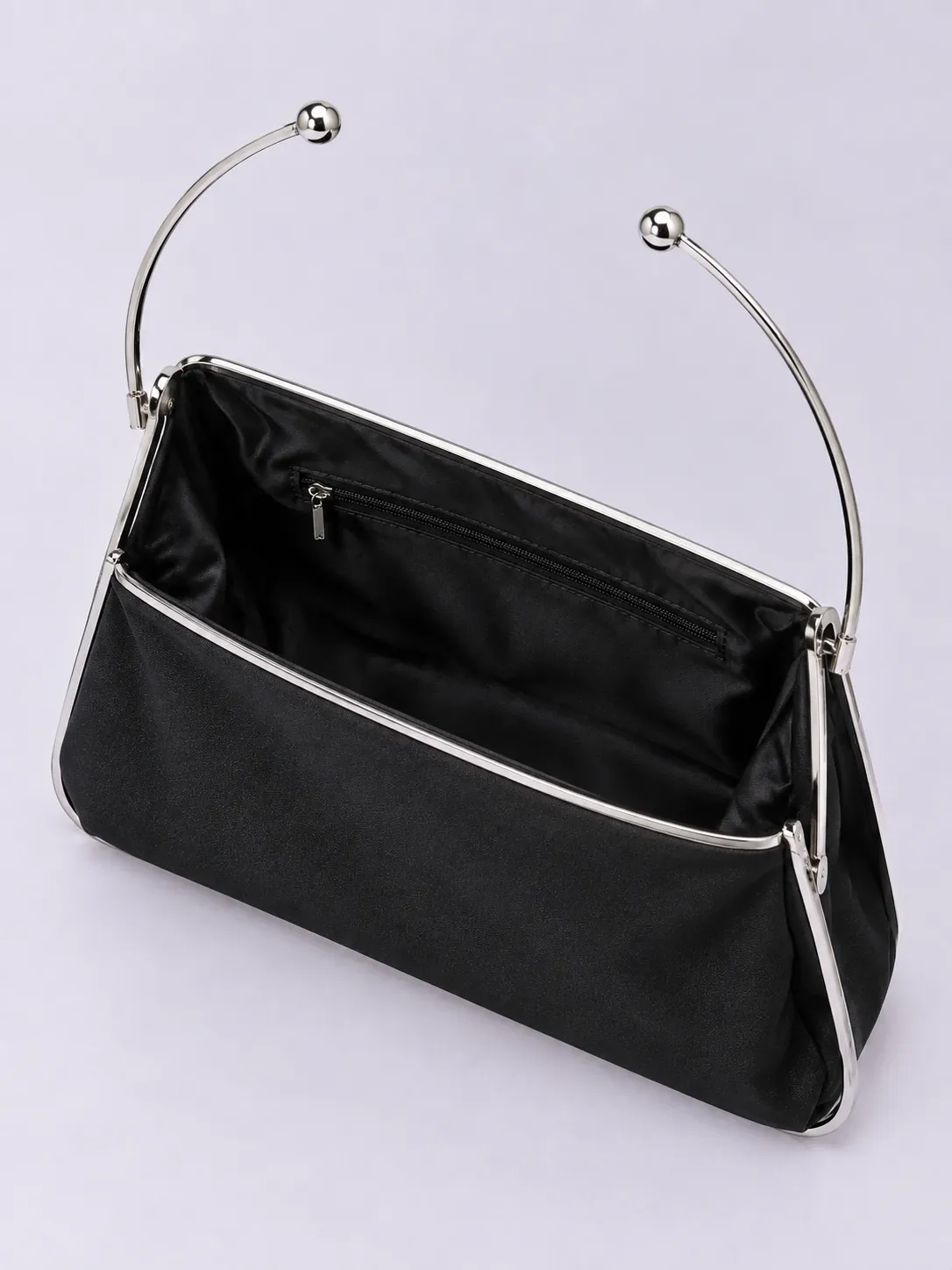 Wire Frame Pochette – side view
